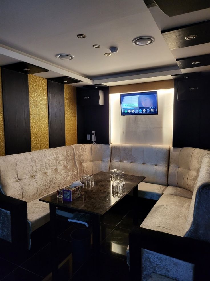 쿠알라룸푸르 KTV 룸 인테리어